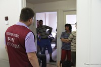 Число законно работающих мигрантов в РФ с начала года выросло более, чем на треть - ФМС