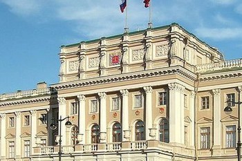 Депутаты Заксобрания Санкт-Петербурга предлагают ограничить въезд трудовых мигрантов в РФ